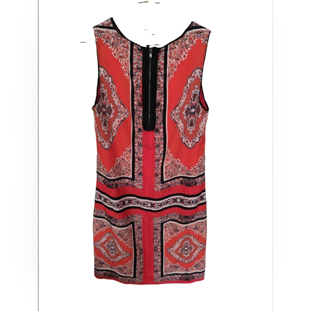 Carmen Red Patterned Mini Sheath Dress With Exposed Back Zipper Size 4 - Picture 2 of 4